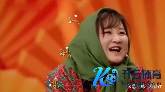 43岁贾玲现状曝光 转型导演再动身