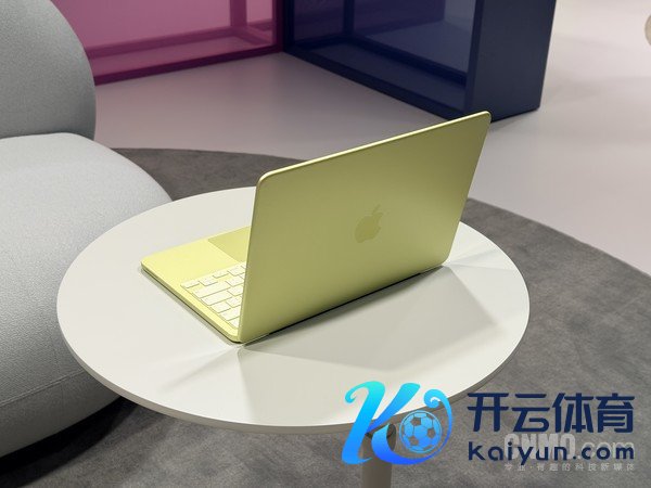 MacBook Neo